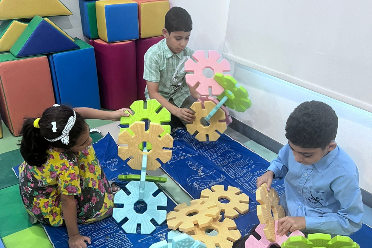 انطلاق البرنامج الصيفي تحت شعار "لون صيفك بالفائدة والمرح في قلعة تفاؤل الصيفية" للعام الأكاديمي 2023-2024